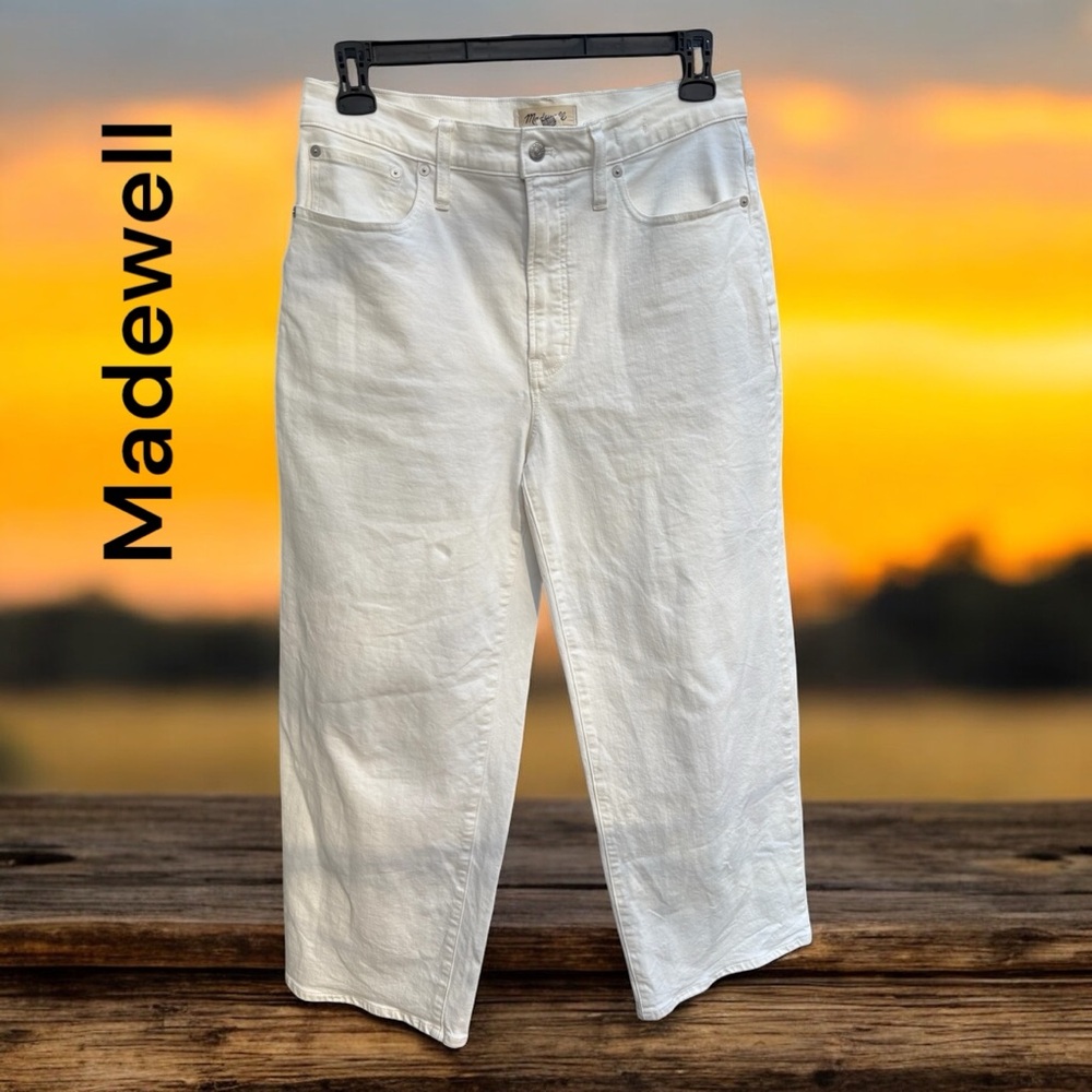 Madewell The Perfect Vintage Wide Leg Crop jean. Off White. EUC, size 30